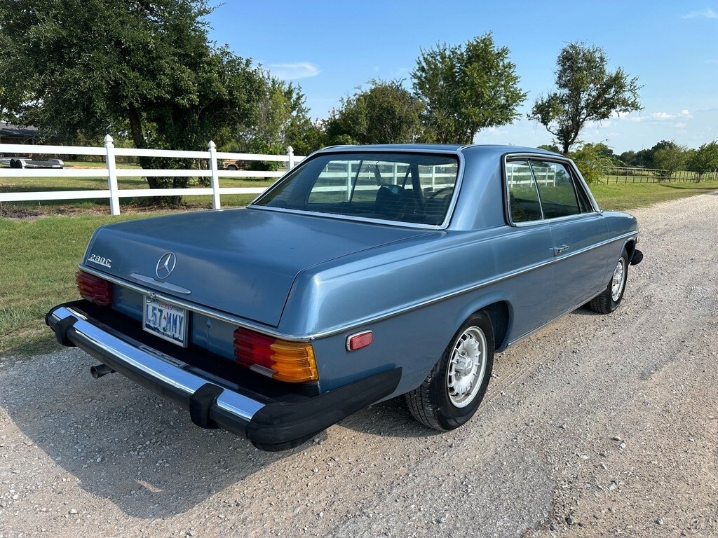 1974 Mercedes-Benz 200-Series 2 Door Coupe, Barn Find, Runs & Drives, NO RESERVE - photo 10