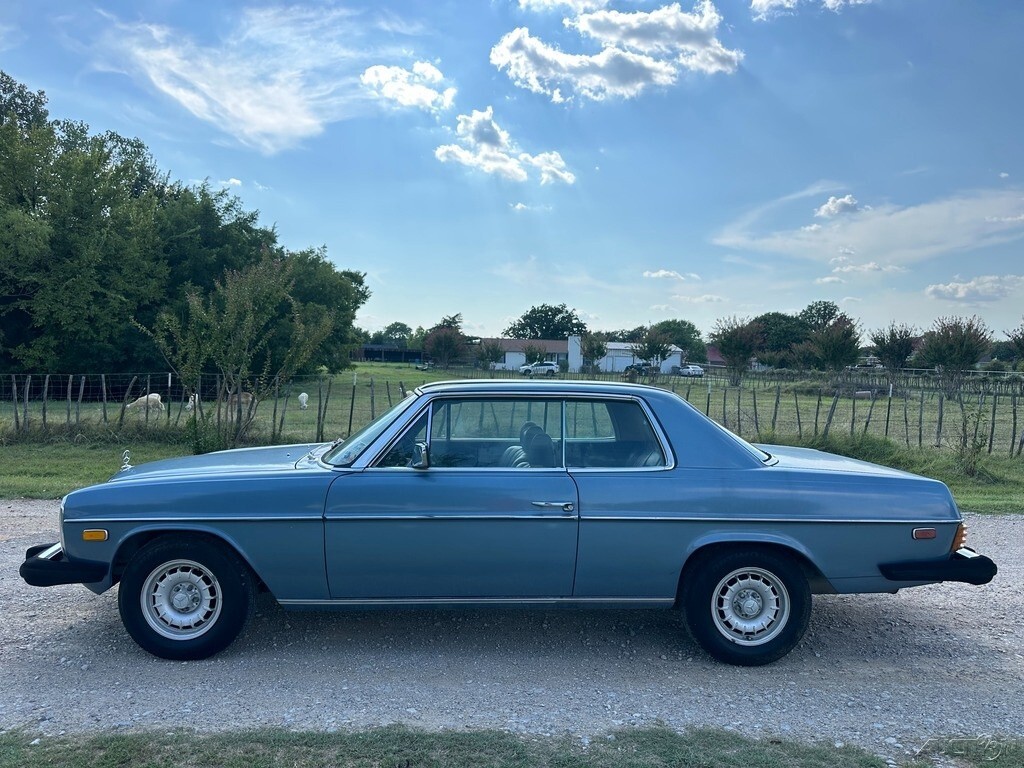 1974 Mercedes-Benz 200-Series 2 Door Coupe, Barn Find, Runs & Drives, NO RESERVE - photo 6