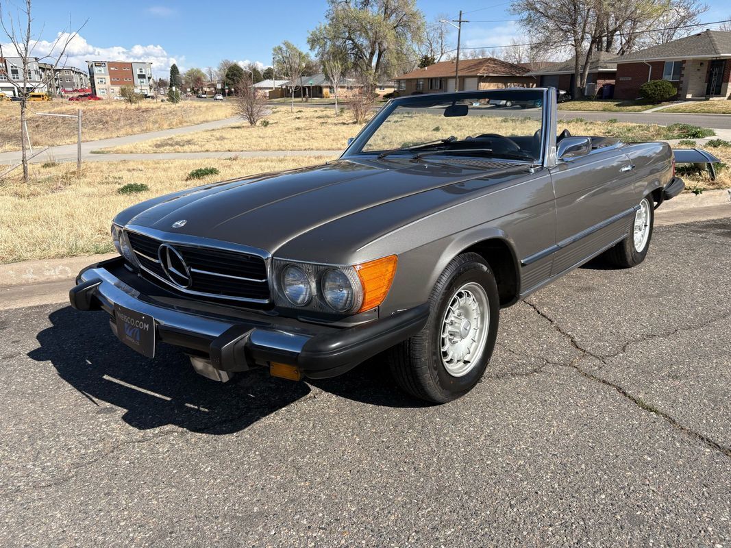 1974 Mercedes SL-Class both tops with under 100,000 original miles - photo 11