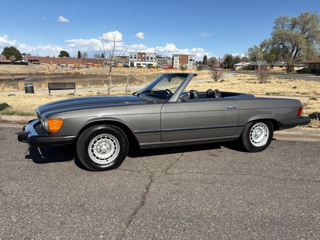 1974 Mercedes SL-Class both tops with under 100,000 original miles - photo 12