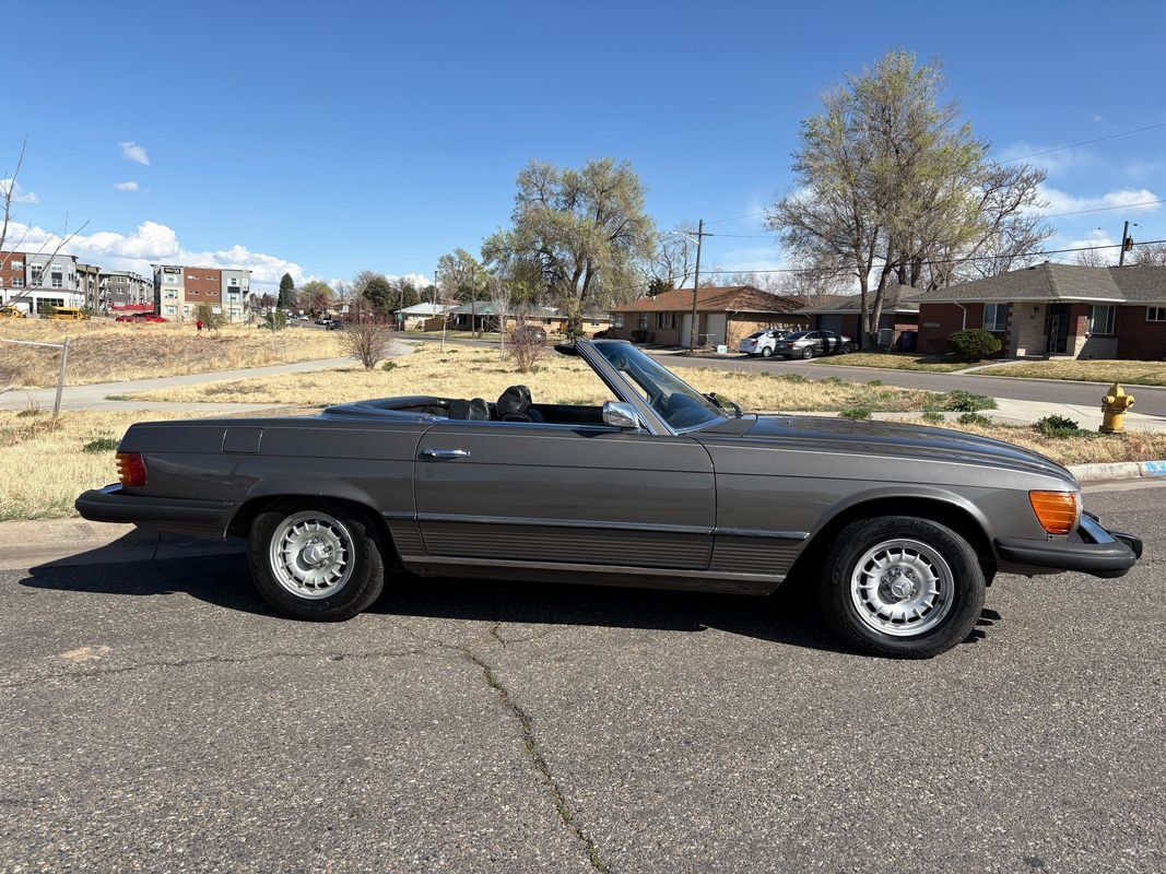 1974 Mercedes SL-Class both tops with under 100,000 original miles - photo 13