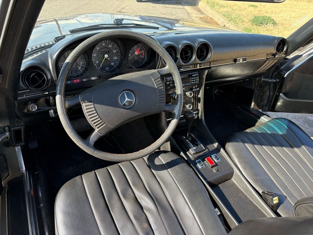 1974 Mercedes SL-Class both tops with under 100,000 original miles - photo 8