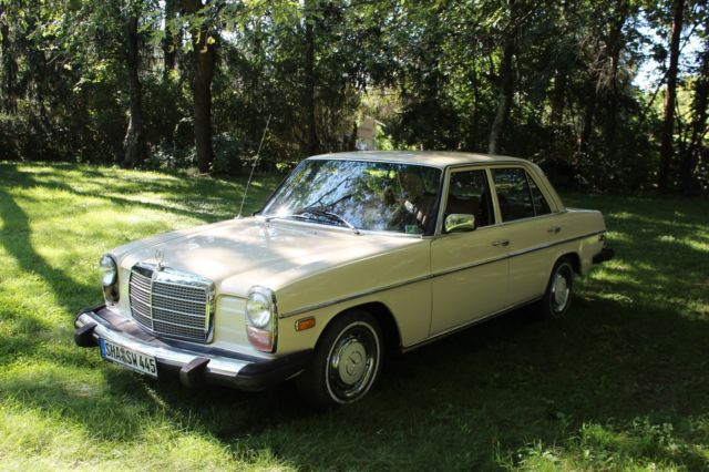 1974 Mercedes-Benz 200-Series 230 - photo 2