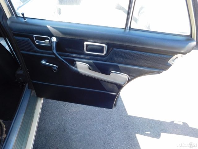 1974 Mercedes-Benz 200-Series - photo 12