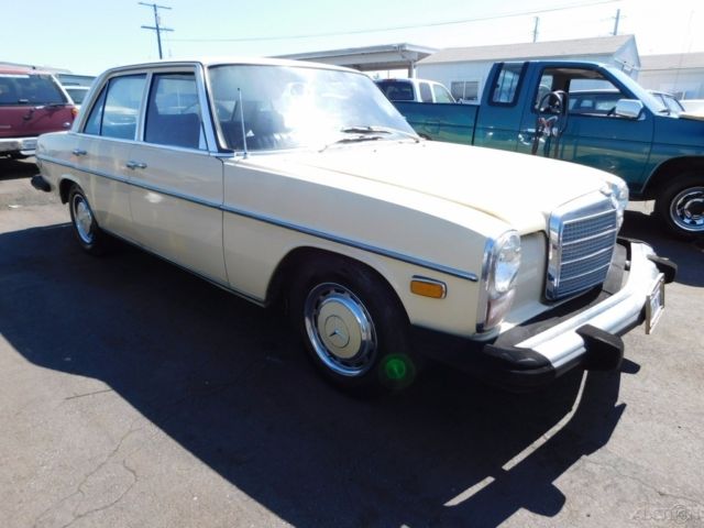 1974 Mercedes-Benz 200-Series - photo 7