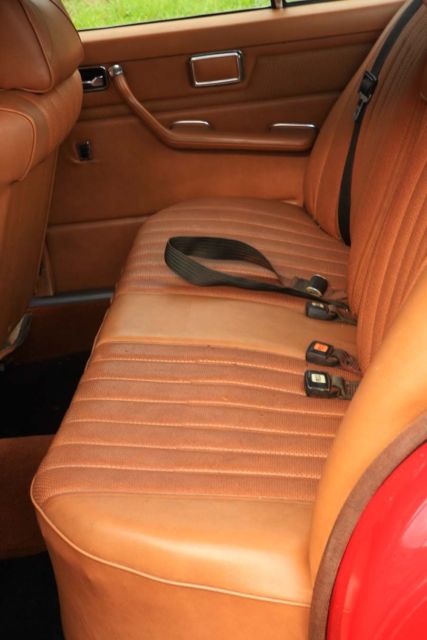 1974 Mercedes-Benz 200-Series - photo 7
