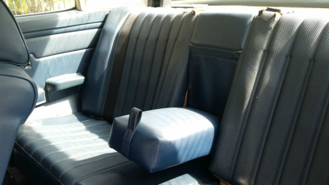 1974 Mercedes-Benz 200-Series - photo 11