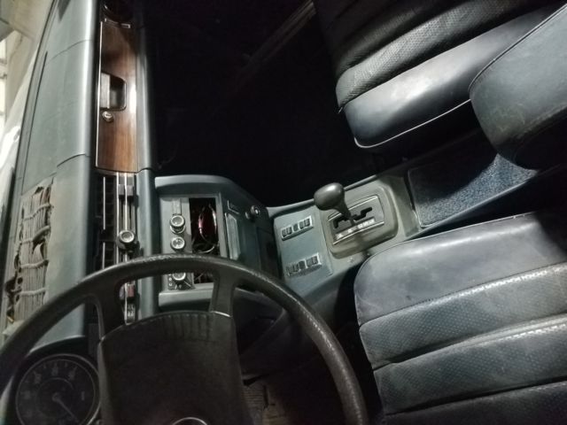 1974 Mercedes-Benz 200-Series 2 door - photo 13