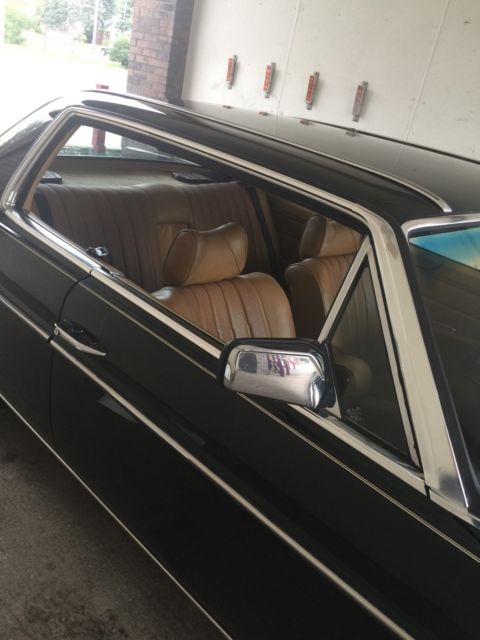 1974 Mercedes-Benz 200-Series - photo 13