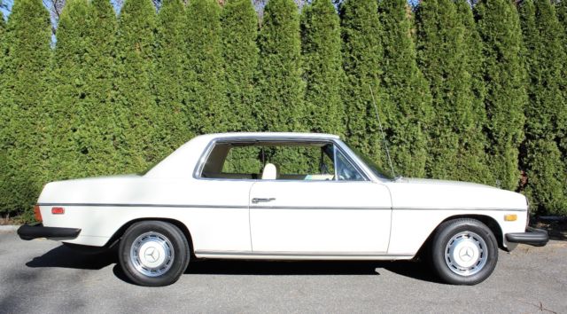 1974 Mercedes-Benz 200-Series - photo 5