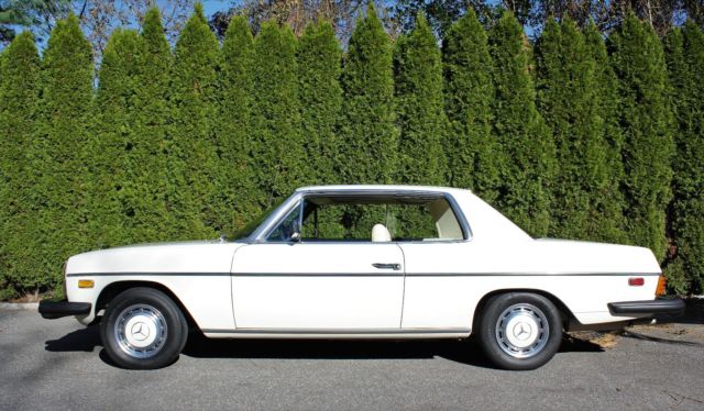 1974 Mercedes-Benz 200-Series - photo 5
