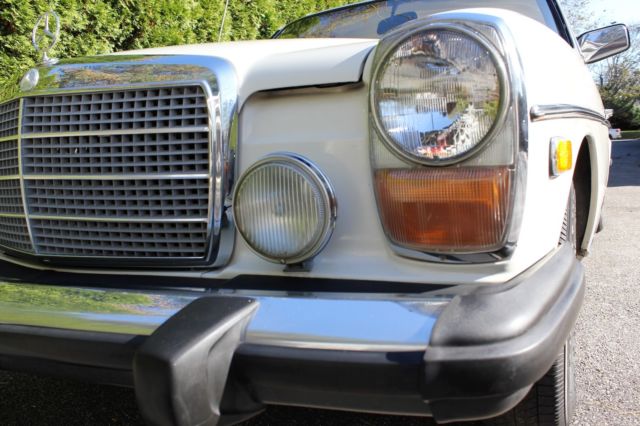 1974 Mercedes-Benz 200-Series - photo 7