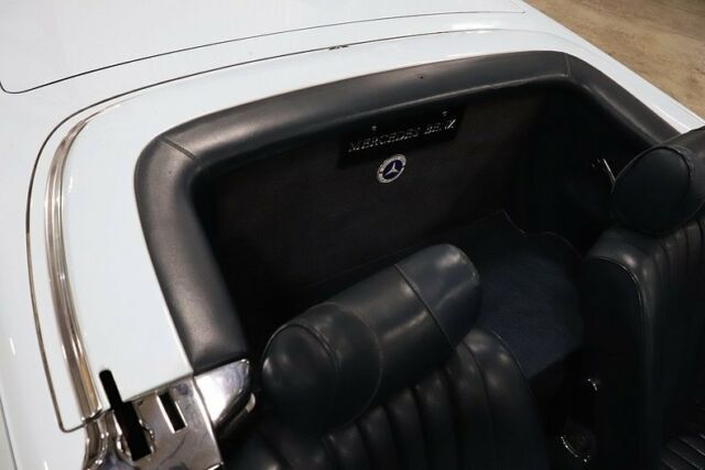 1974 Mercedes-Benz SL-Class -- - photo 10