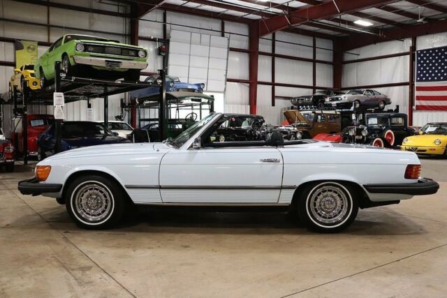 1974 Mercedes-Benz SL-Class -- - photo 2