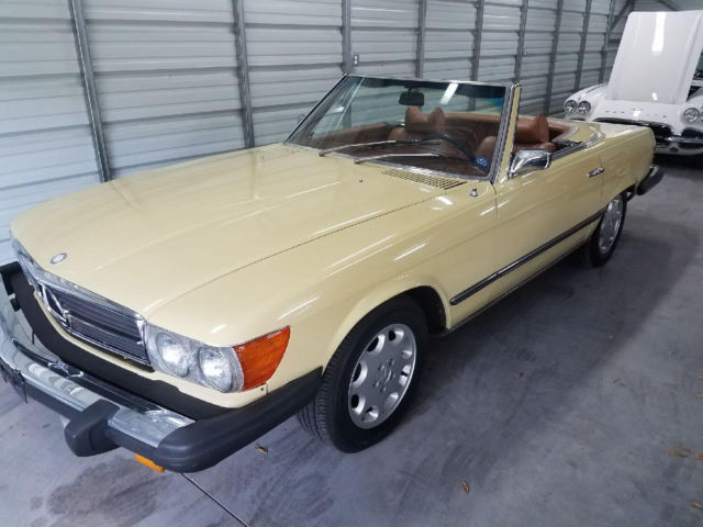 1974 Mercedes-Benz 450 SL. two seat sports care, both tops, A/C, excellent cond. 1974 Mercedes-Benz SL-Class SL