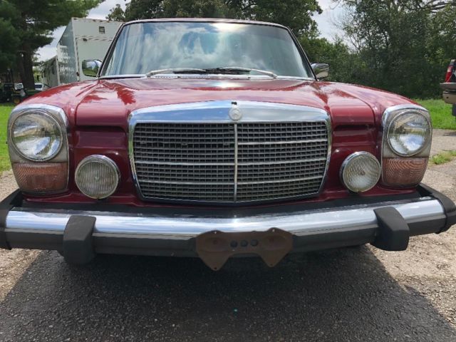 1975 Mercedes-Benz 300-Series - photo 2