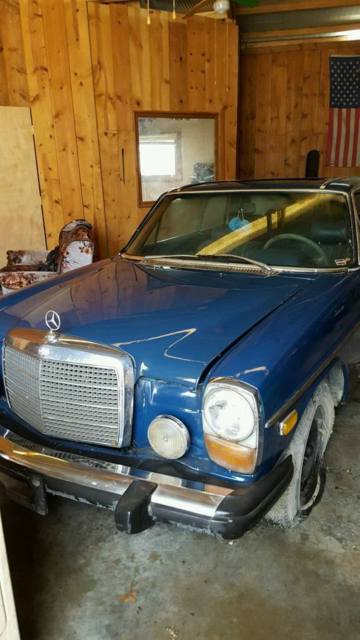 1974 Mercedes-Benz 200-Series - photo 5