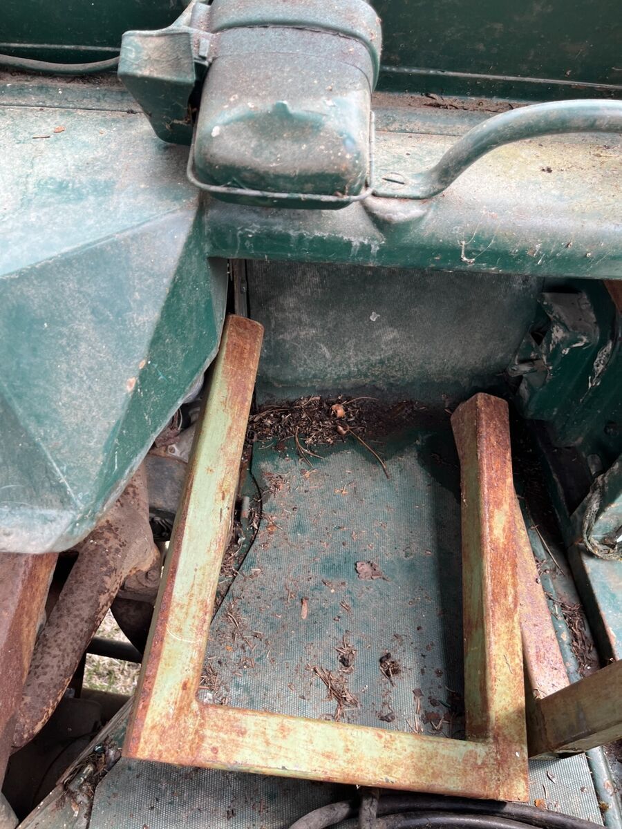 1974 Mercedes-Benz Unimog (NON RUNNER- AS IS- FOR PARTS ONLY) - photo 8
