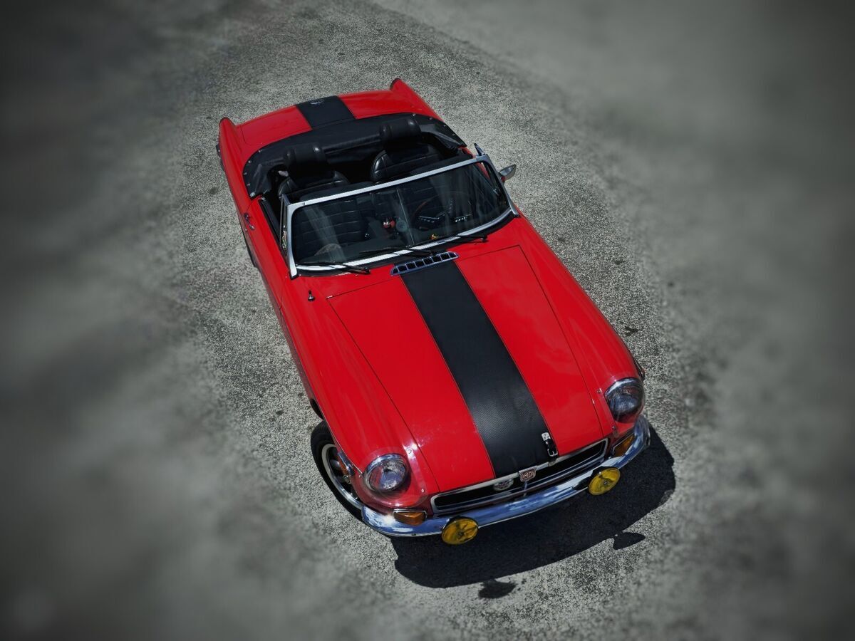 1974 MG B Roadster - photo 3