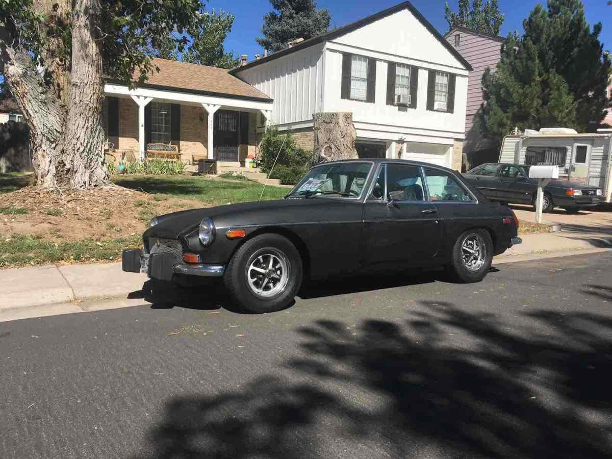 1974 MG B GT MGBGT - photo 2