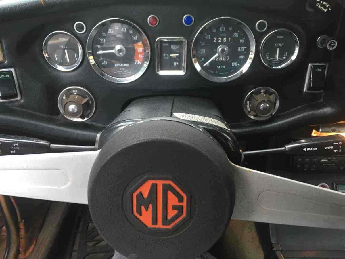 1974 MG B GT MGBGT - photo 8