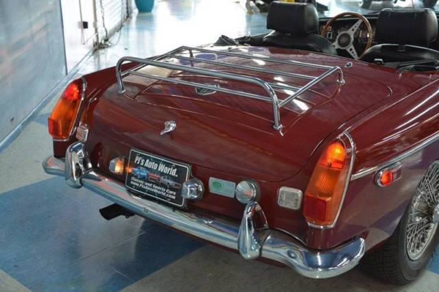 1974 MG MGB Classic Roadster 1800cc 4 cylinder 4 speed - photo 12