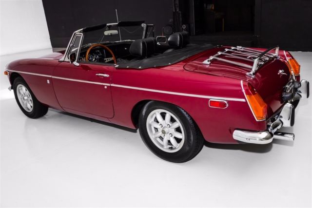 1974 MG MGB Burgundy, chrome bumpers (WINTER CLEARANCE SALE $ - photo 11