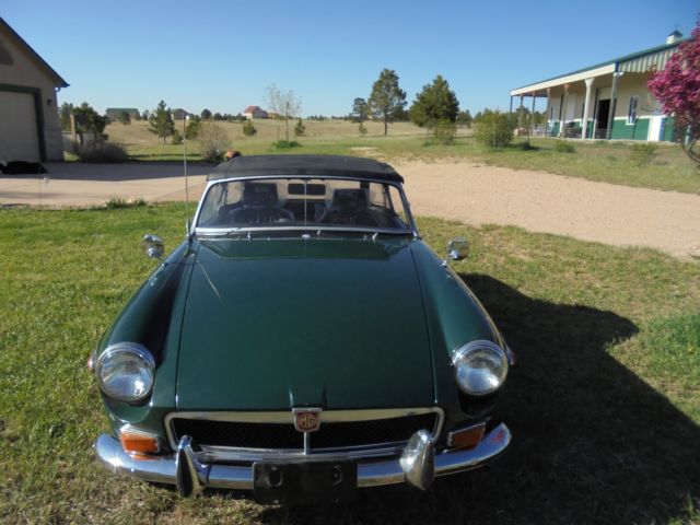 1974 MG MGB - photo 2