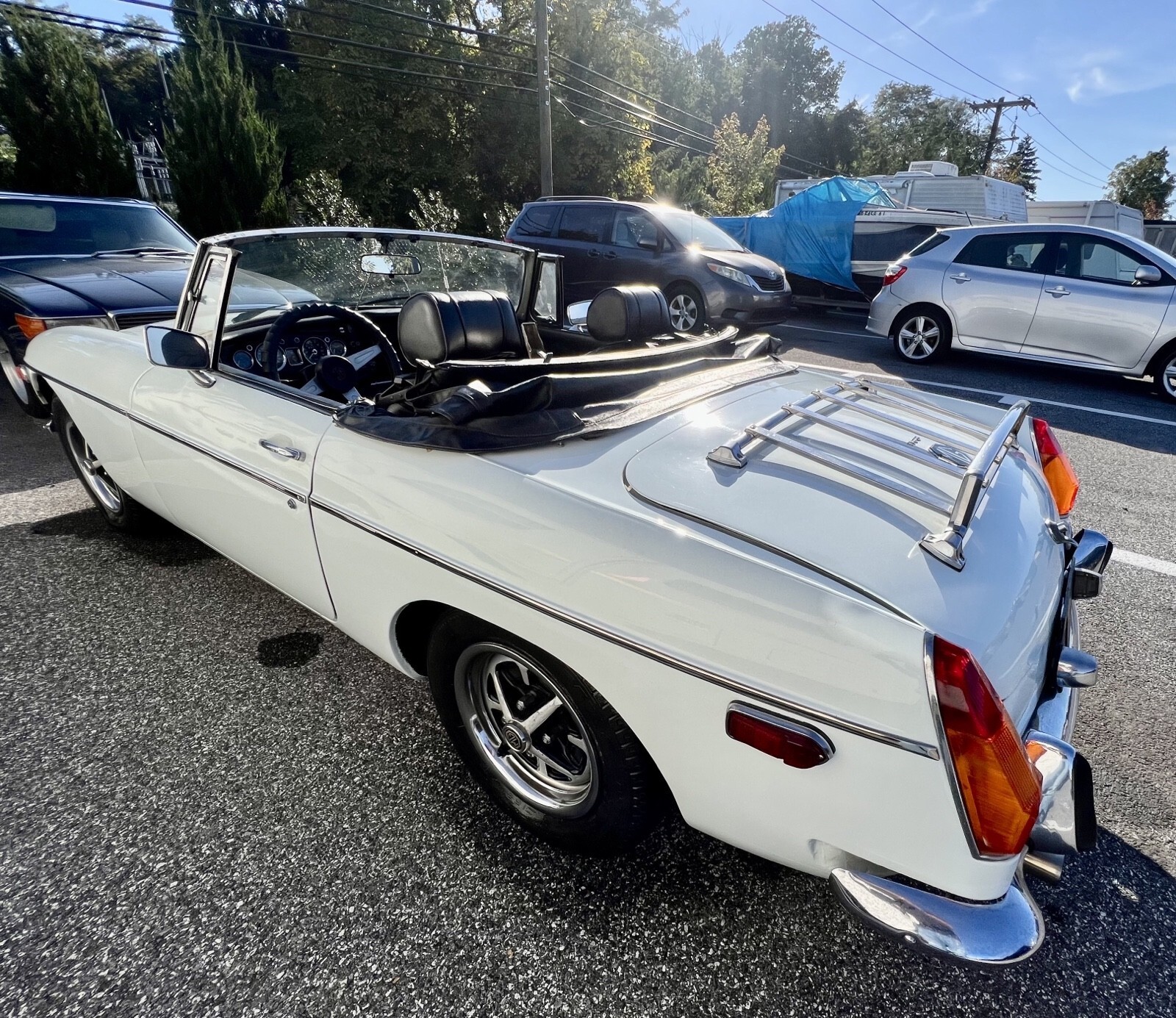 1974 MG MGB - photo 2
