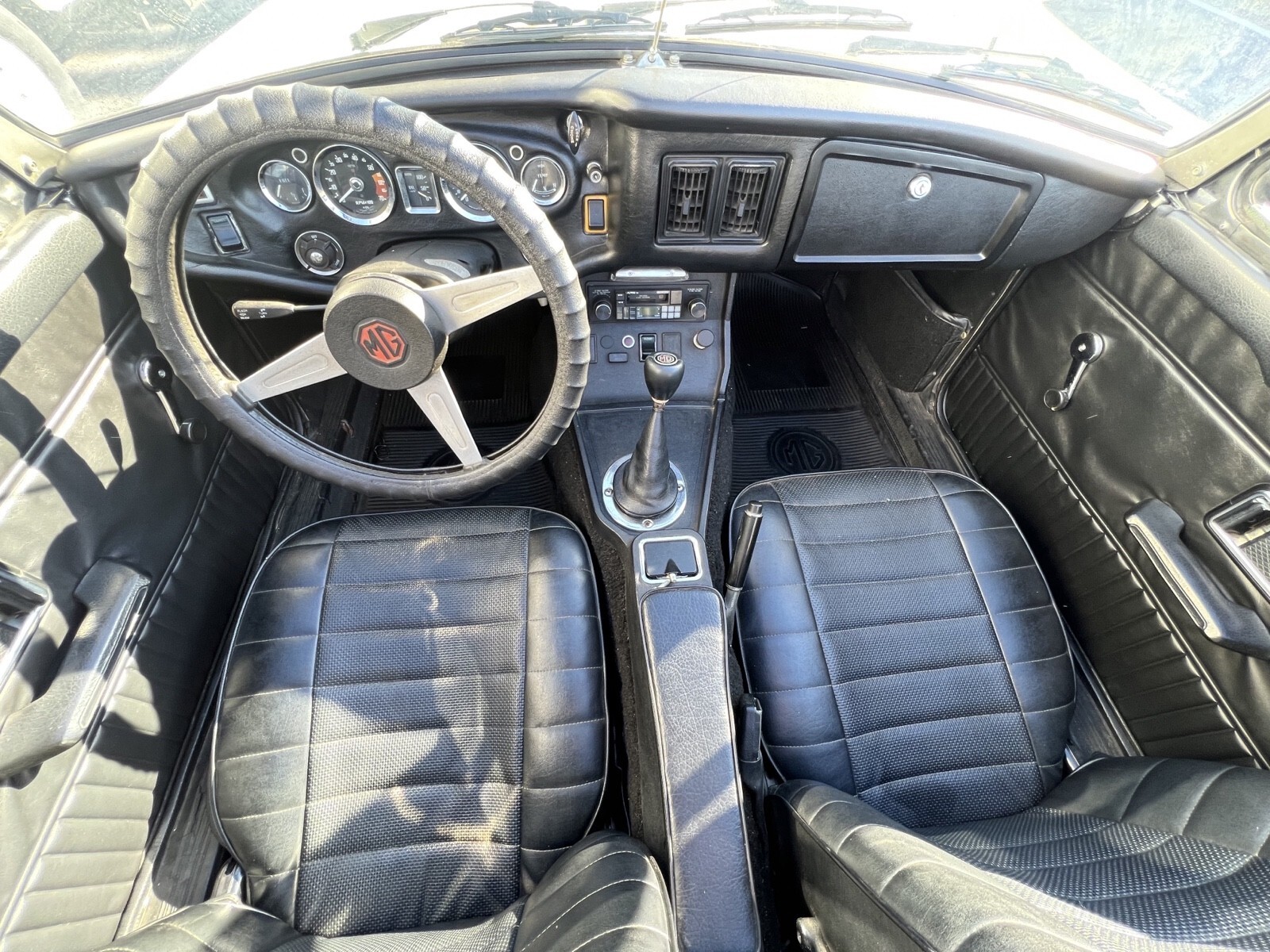 1974 MG MGB - photo 8