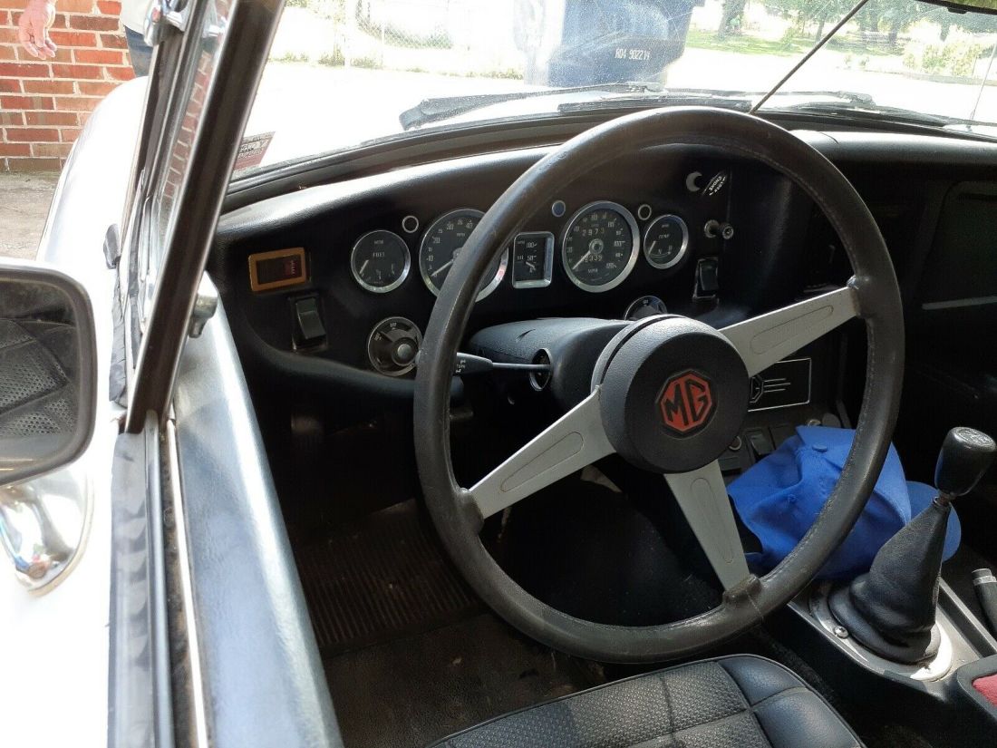 1974 MG MGB - photo 6