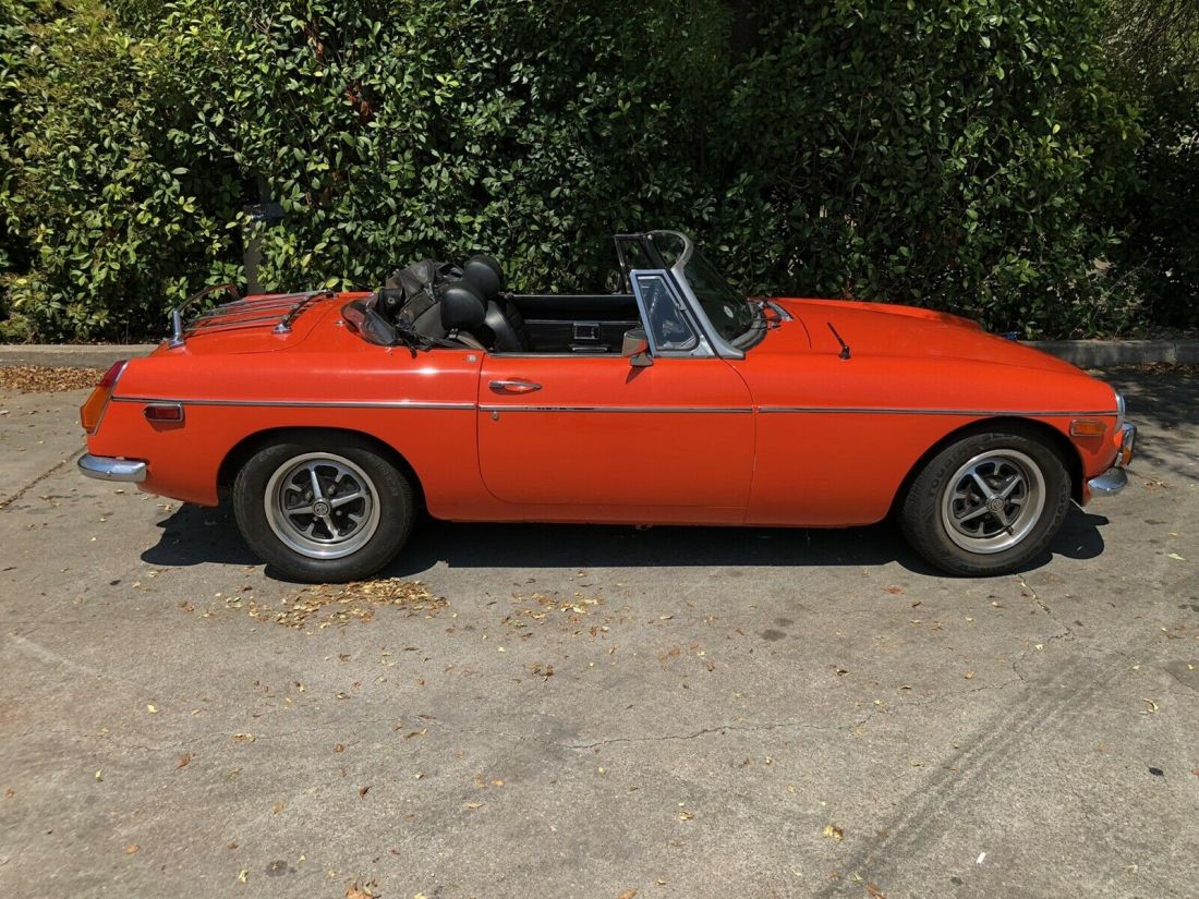 1974 MG MGB - photo 2