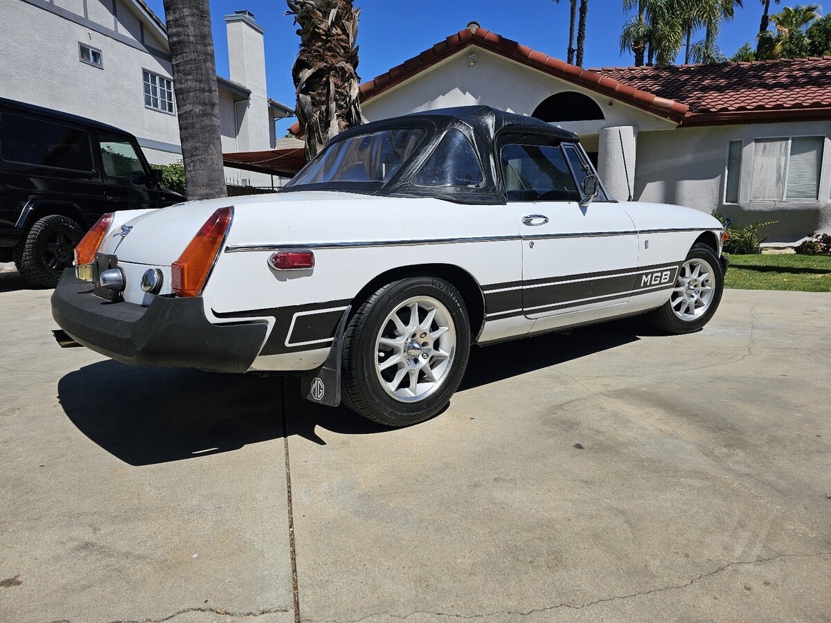 1974 MG MGB - photo 3
