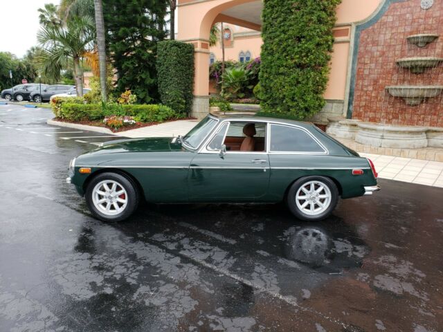 1974 MG MGB MGB-GT - photo 2