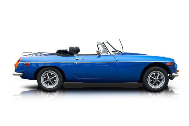 1974 MG MGB Mk III Roadster - photo 2