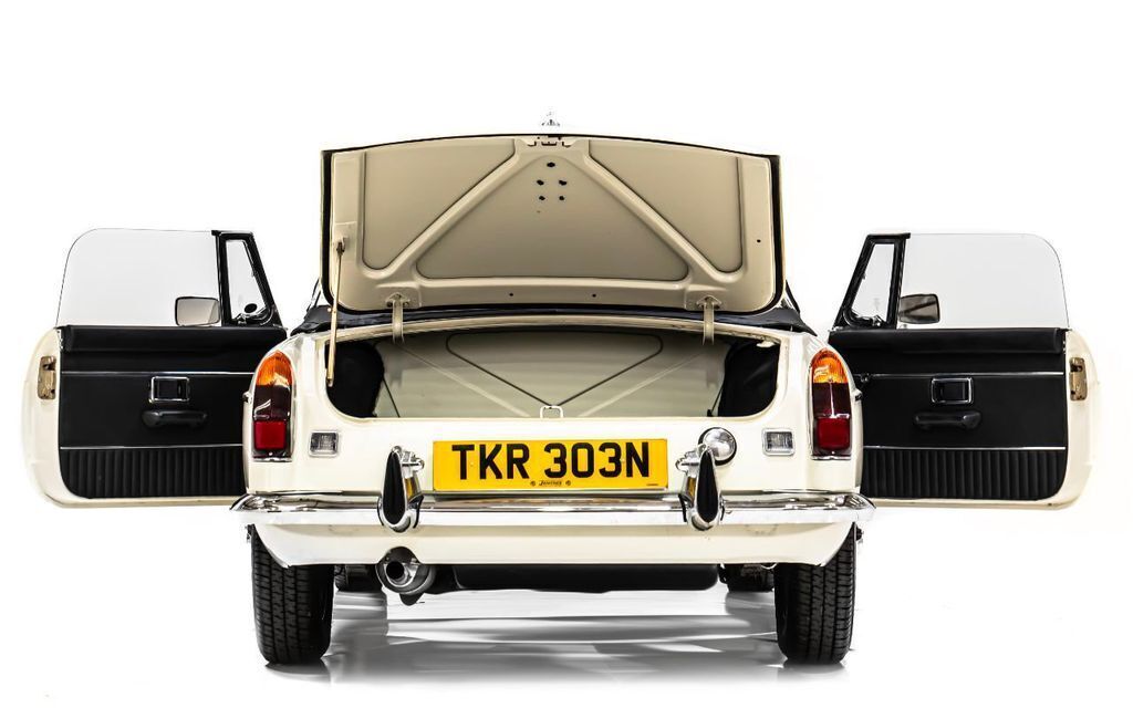 1974 MG MGB SPORTS RHD - photo 11