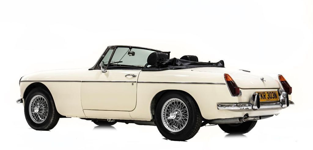 1974 MG MGB SPORTS RHD - photo 9