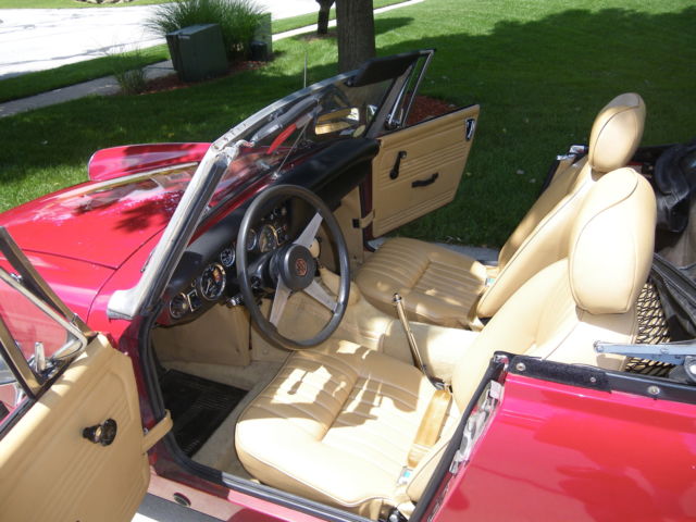 1974 MG Midget Convertible 2-Door 1974 MG Midget