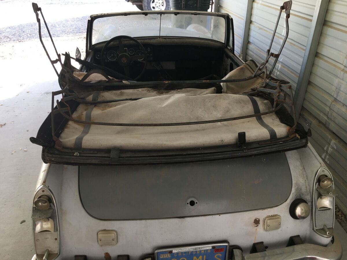 1974 MG Midget Convertible - photo 12