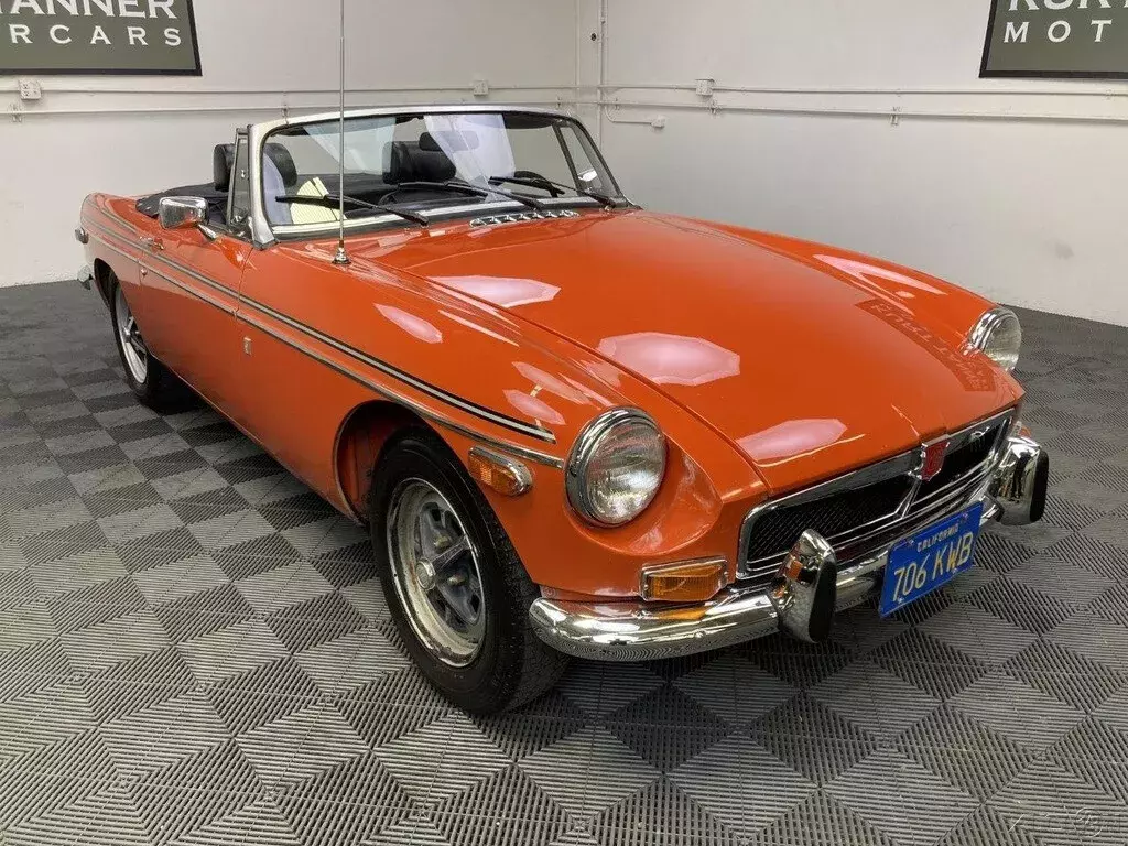 1974 MGB. CA CAR. ORIGINAL PAINT, INTERIOR, TOP, CHROME. EASY RECOMMISSIONING. 1974 MG MGB 1974 MGB ROADSTER. 24,437 BELIEVED ORIGINAL MILES.