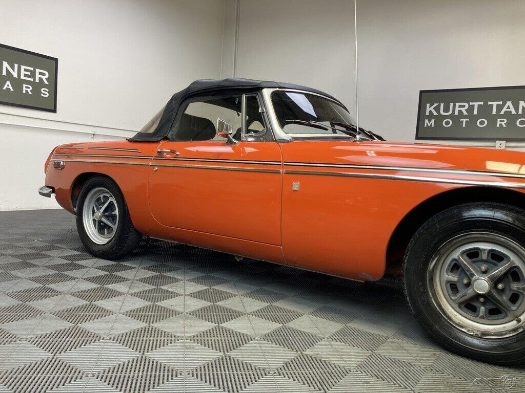 1974 MG MGB 1974 MGB ROADSTER. 24,437 BELIEVED ORIGINAL MILES. - photo 10