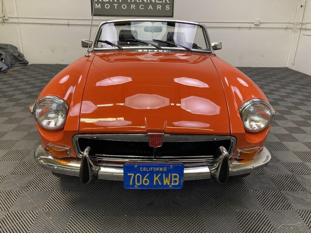 1974 MG MGB 1974 MGB ROADSTER. 24,437 BELIEVED ORIGINAL MILES. - photo 7