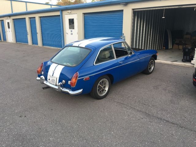 1974 MG MGB GT - photo 2