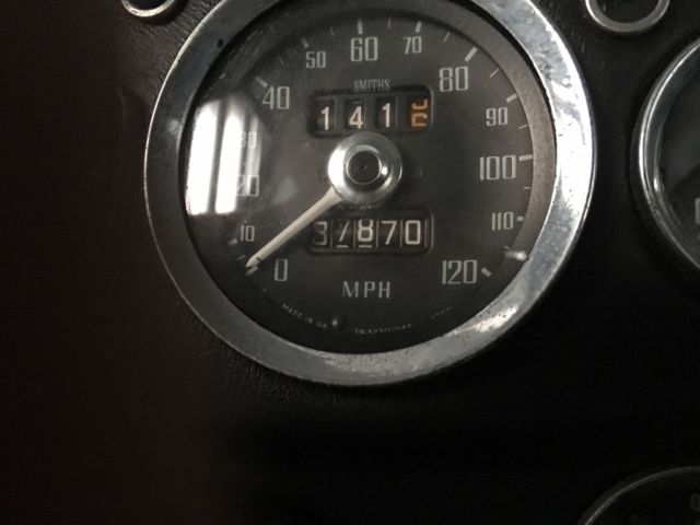 1974 MG MGB GT - photo 5