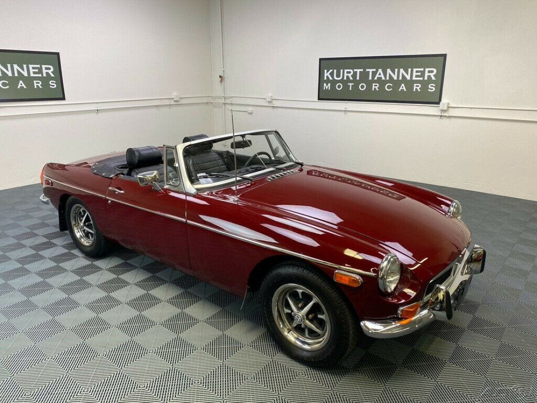 1974 MG MGB 1974 MGB. TONNEAU COVER. 4-SPEED, ROSTYLE WHEELS.