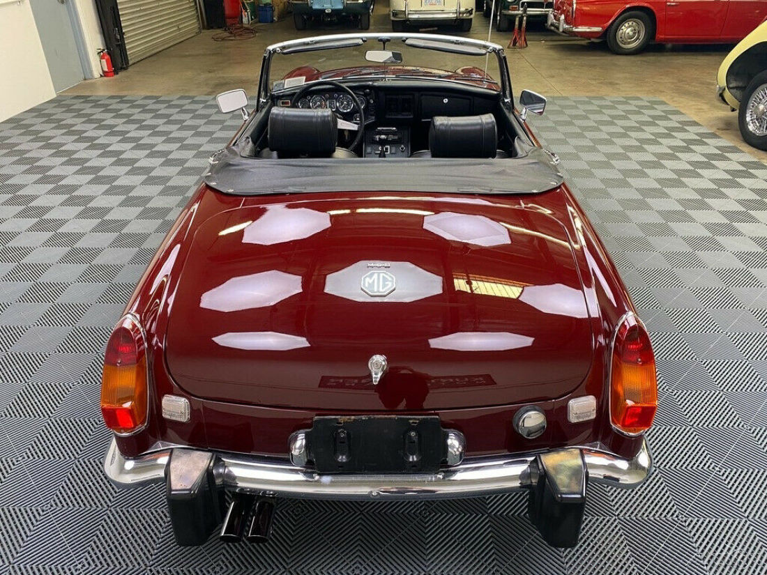 1974 MG MGB 1974 MGB. TONNEAU COVER. 4-SPEED, ROSTYLE WHEELS. - photo 9