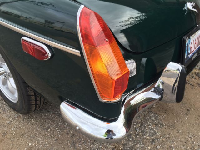 1974 MG MGB Roadster - photo 4