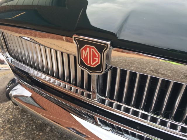 1974 MG MGB Roadster - photo 5