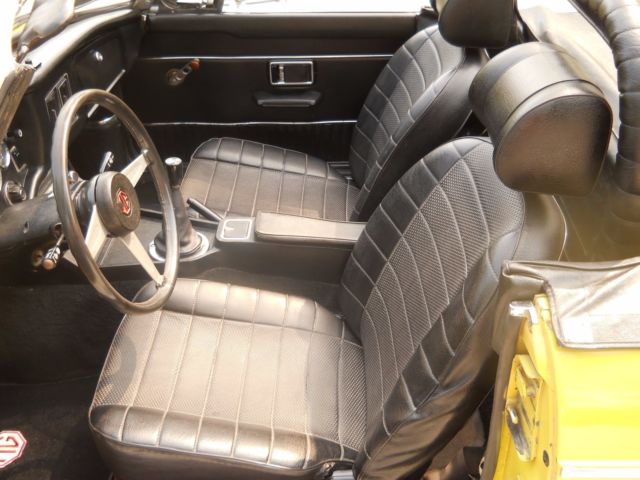 1974 MG MGB - photo 4