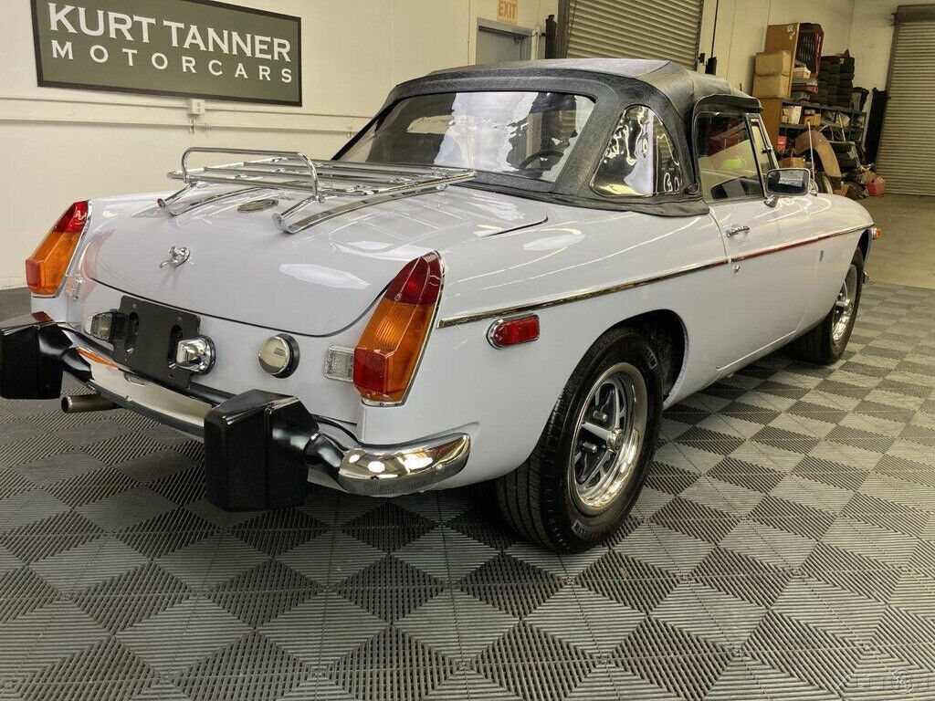 1974 MG MGB 1974 MGB ROADSTER. RARE MIRAGE PAINT - photo 11